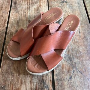 Bertuchi Wedge Sandals | Women’s Sandals | 40 | Brown | EUC